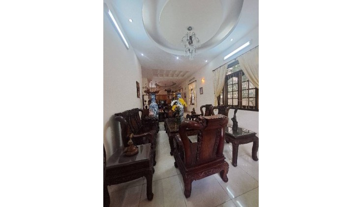 Biệt Thự Mặt Tiền Hoàng Quốc Việt Q7 - 630m2 Bán Đất Tặng Nhà 87 Tỷ